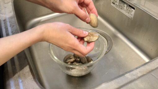 prepare-asari-clam-step-6