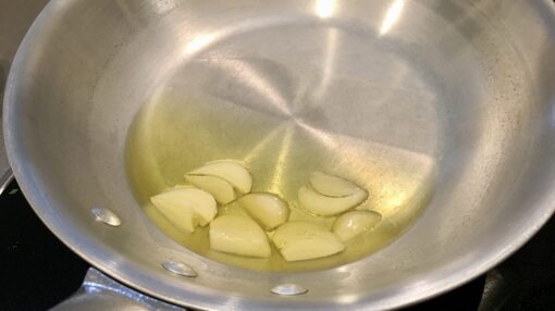 saute-garlic