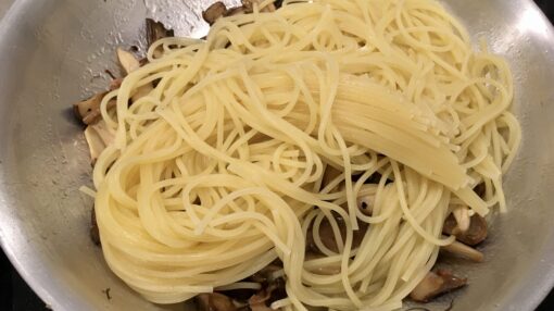 spaghetti-with-mushroom-step-18